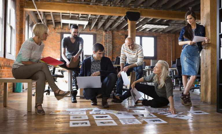 81% of startup creators are men. 60% are between 25 and 34 year-old. But the age of 25 account for only 15%.