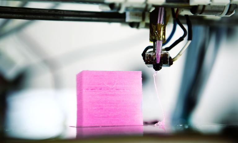 3D printers for metal components cost between 400 and 1.5 million euros.