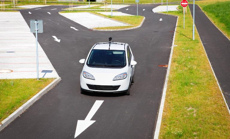 Autonomous driving has the potential to shake the automotive industry to its very foundations.