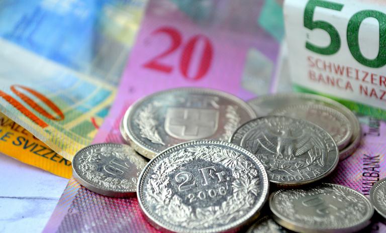 Die Auswirkungen von COVID-19 machen sich im Bankensektor bereits bemerkbar.