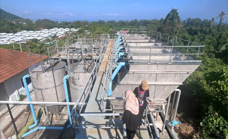 Visit of the water treatment plant of the island
