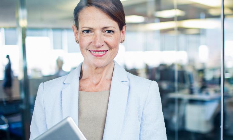 Mit neuen Technologien entstehen neue Führungsmodelle – Frauen sollten hier eine zentrale Rolle einnehmen.