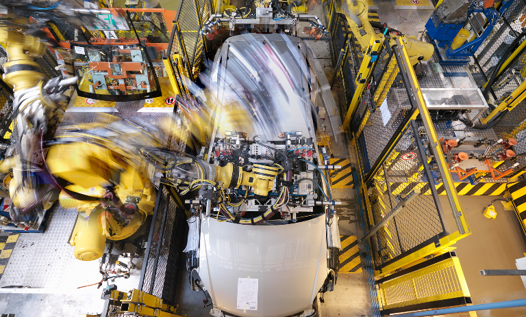 Facing the disruption in the automotive industry. Which actions can OEMs take to turn challenges into opportunities?