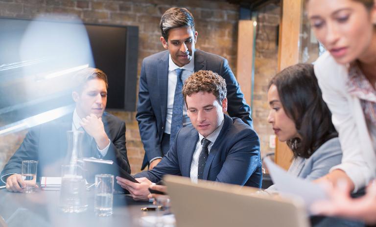 Kommunikationsabteilungen müssen Zielsysteme definieren, die Digitalisierung vorantrieben und ihre Organisation agiler gestalten, um dem Druck auf die Kommunikation standhalten zu können.