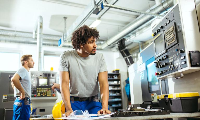 Flexible Arbeitsmodelle, sinnstiftende Aufgaben: Unternehmen müssen an ihrem Employer Branding arbeiten.