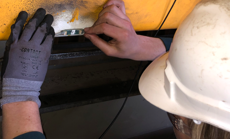 wireless monitoring of steel assets
