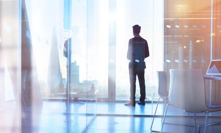 Technology pace and geopolitical stability collide to create four futures that redefine procurement.