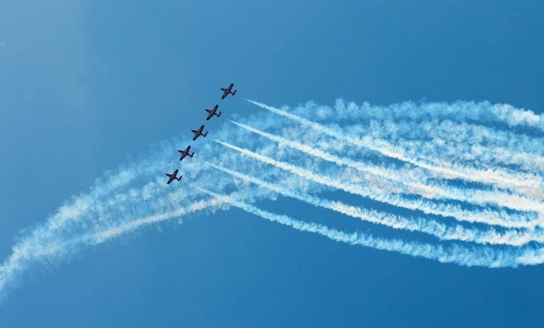 Roland Berger Experten analysieren und optimieren Unternehmensprozesse für nachhaltige Profitabilität und Resilienz.