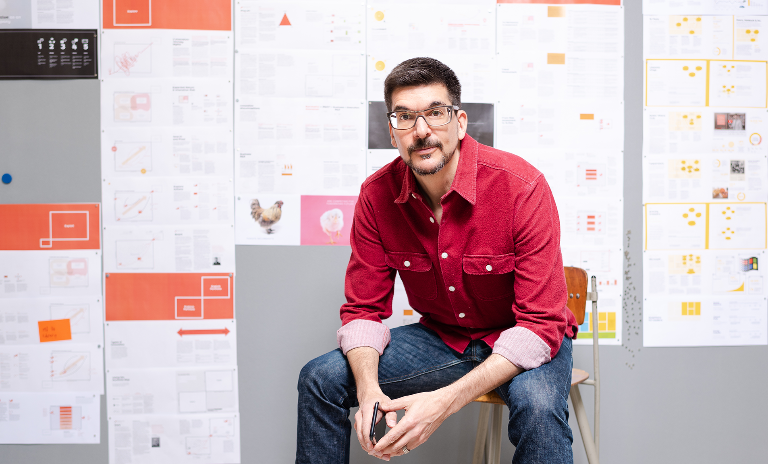 Alex Osterwalder believes that business models are like yogurt in the fridge: they come with an expiry date.