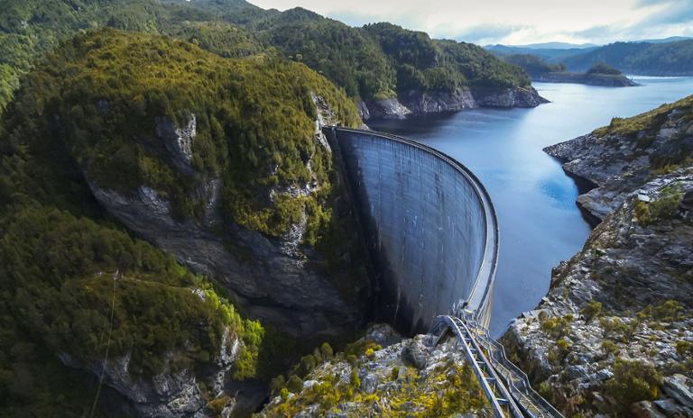 In addition to market-ready solutions, such as hydropower, there are many other clean technologies that are still in the prototype or demonstration phase. Here, a unique and centralized support mechanism is needed to limit the financial risks.