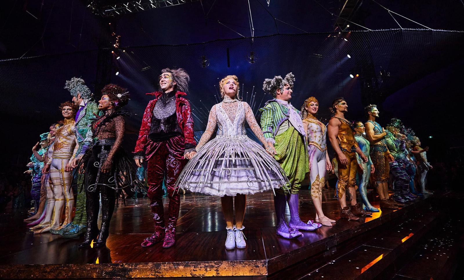 a power struggle between the old order and the new generation, assembles on stage