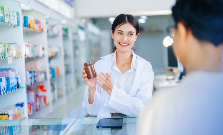 Despite strong fundamentals, the pharmacy market is facing major challenges.