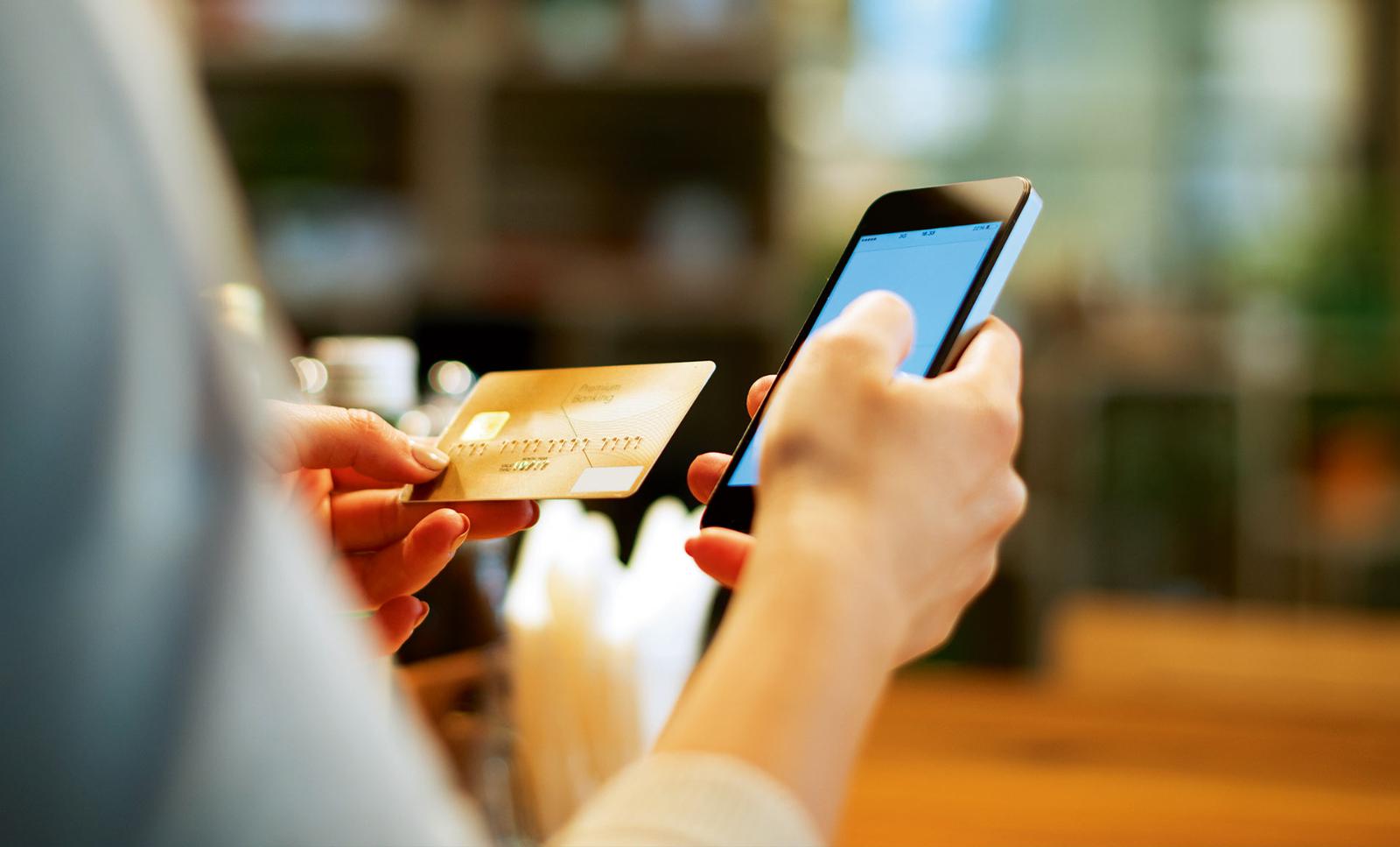 A new era of shopping: For consumers privacy is particularly important, while for companies count on security and compliance.
