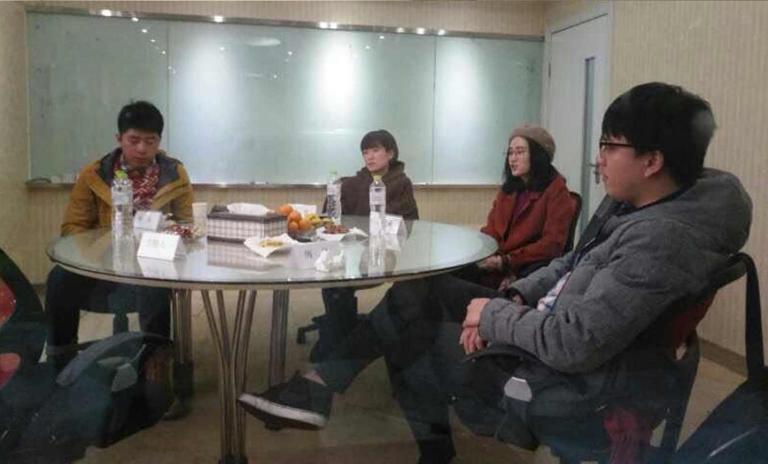 Focus group hold with consumers