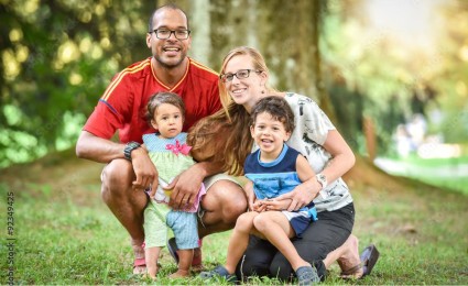 We provide a community with open dialogue surrounding family-related issues and work-life balance.