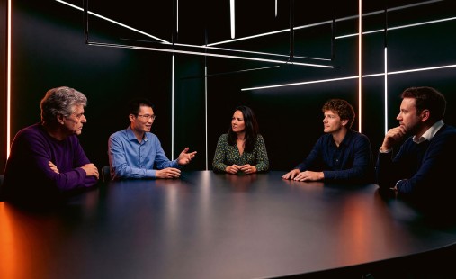Keeping control in an AI world