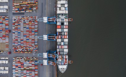 The German export industry needs answers to global crises