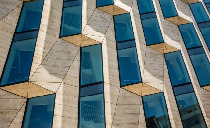 Förderbanken transformieren Operations vom Kostenfaktor zum strategischen Rückgrat