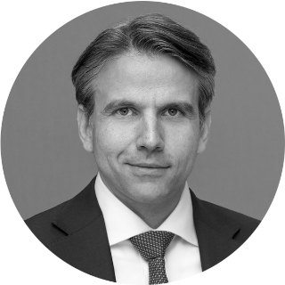 Chris Petrov